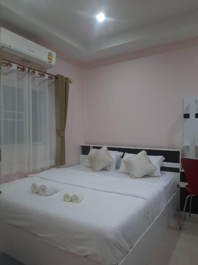 Pon Resort Ban Phe Exterior photo