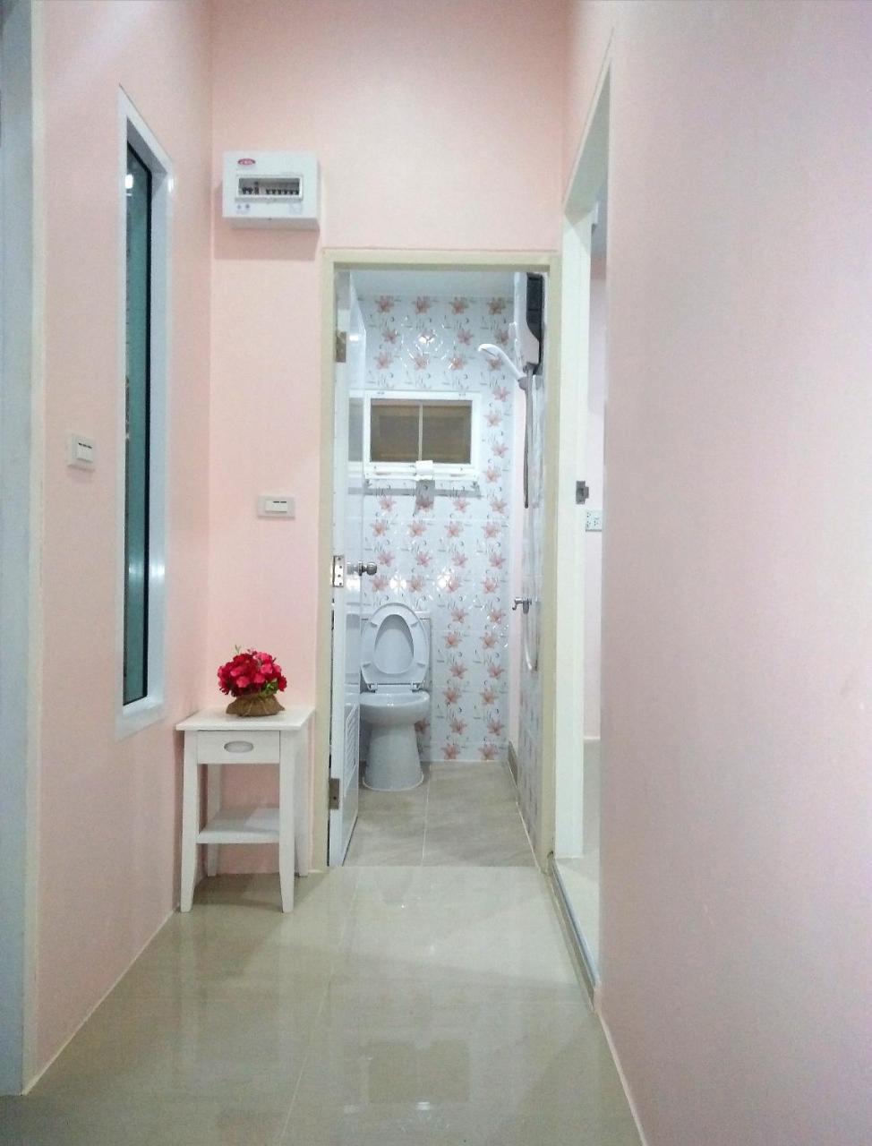 Pon Resort Ban Phe Exterior photo